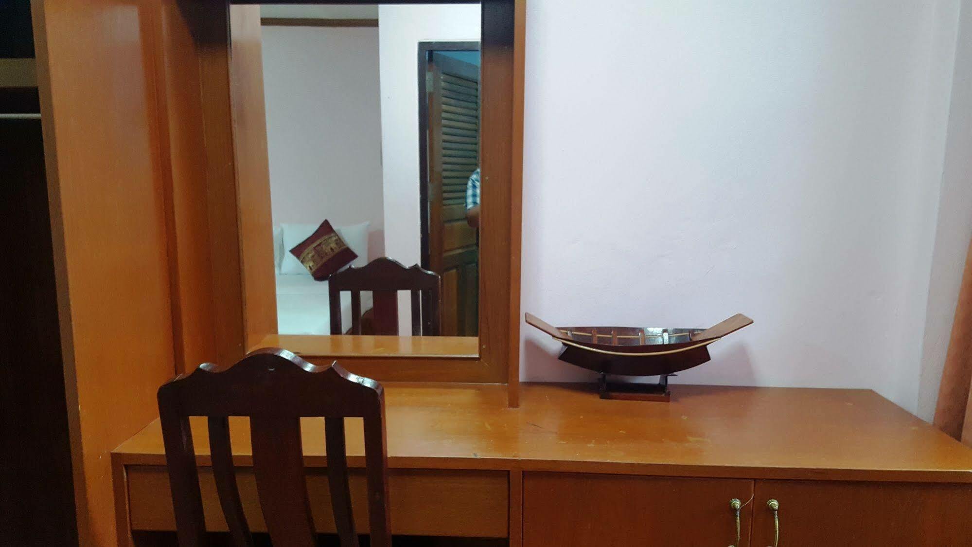 Coconut House Chaweng Hotel Koh Samui Ngoại thất bức ảnh